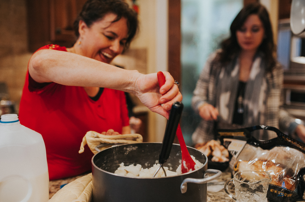 Friendsgiving 2015-0319.jpg